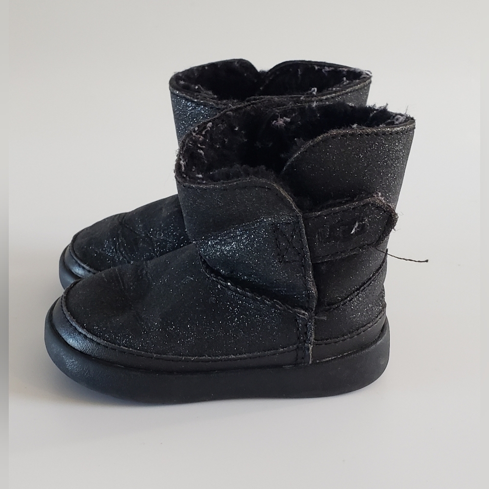 Ugg Toddler Black Sparkle Bootie Size 4 / 5